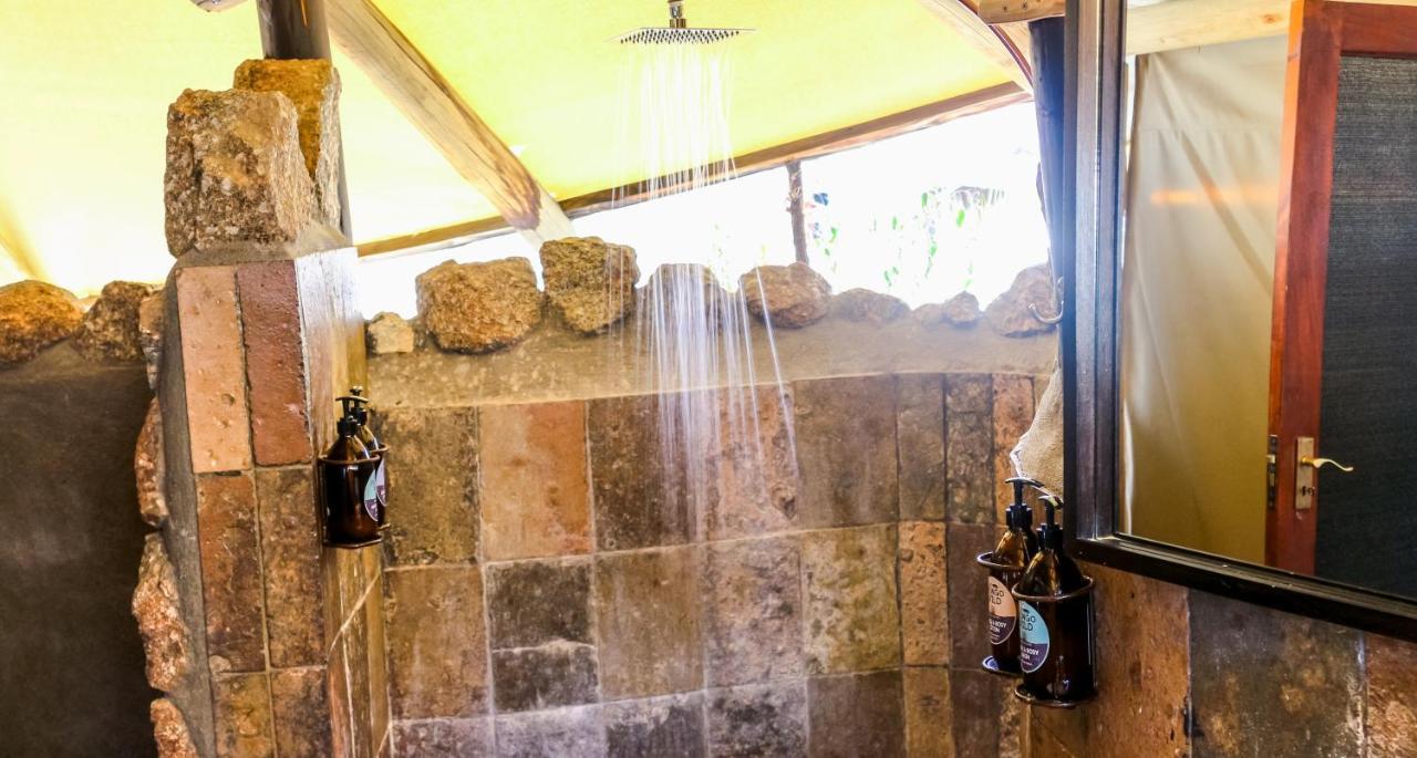 Ondudu Safari Lodge Omaruru Esterno foto